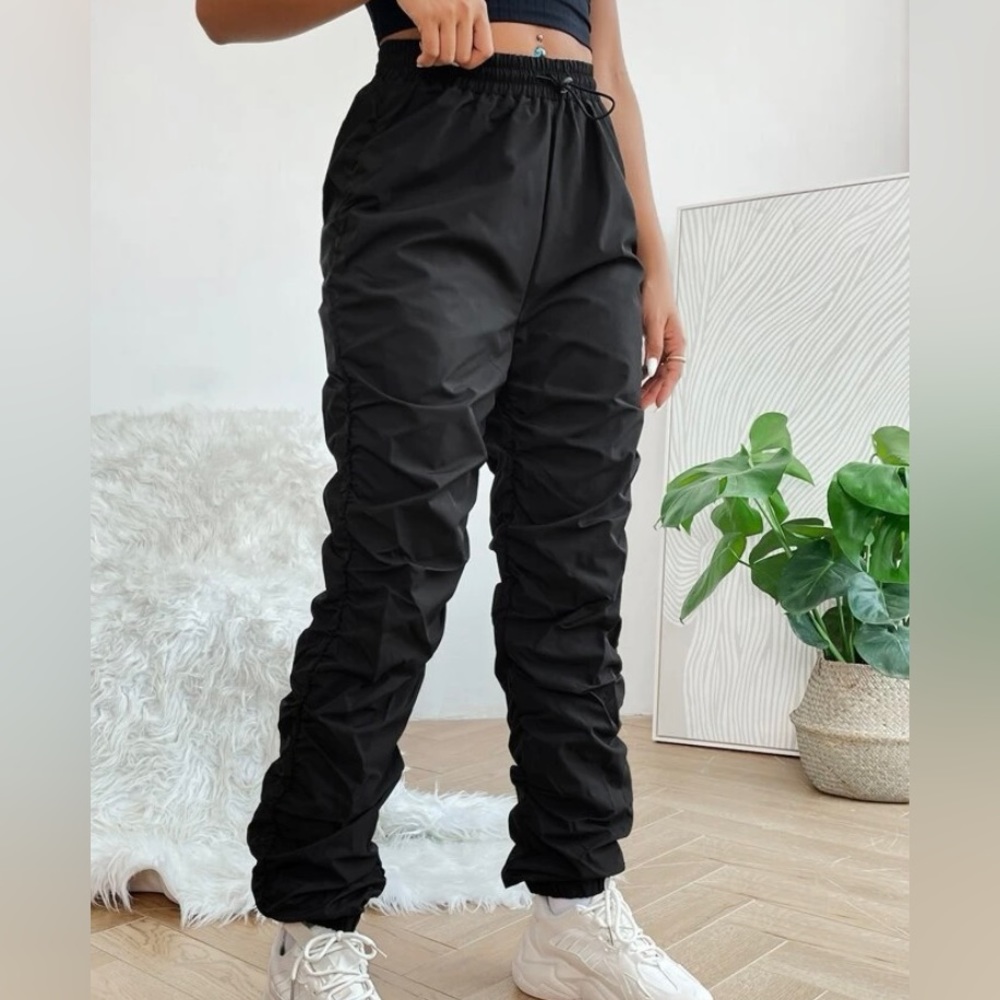 Elastic Waisted Rushed Pants